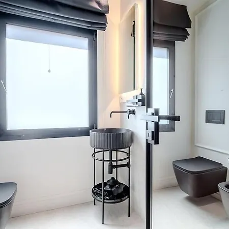 Acque Romane Piazza Di Spagna Apartment Rom