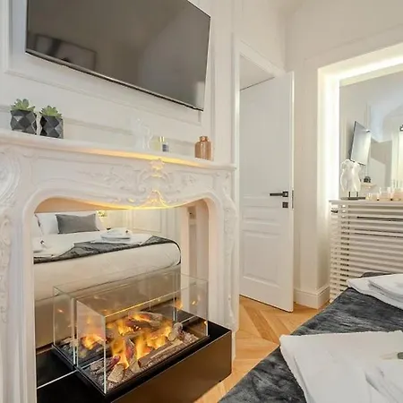 Acque Romane Piazza Di Spagna *