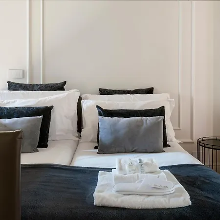 Acque Romane Piazza Di Spagna Apartamento *